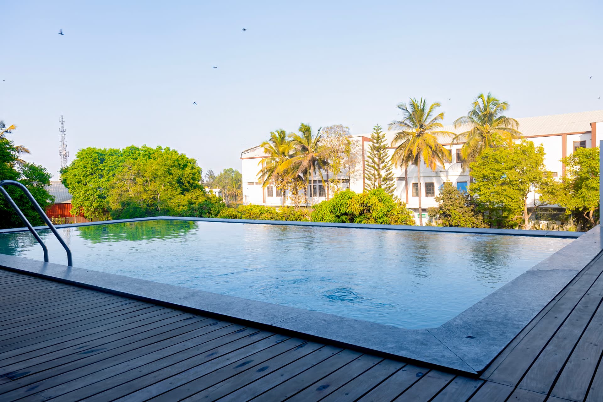 A panoramic view of a private farmhouse for rent in Bangalore.
